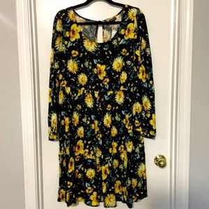 Torrid sunflower dress NWT Size 1 14/16